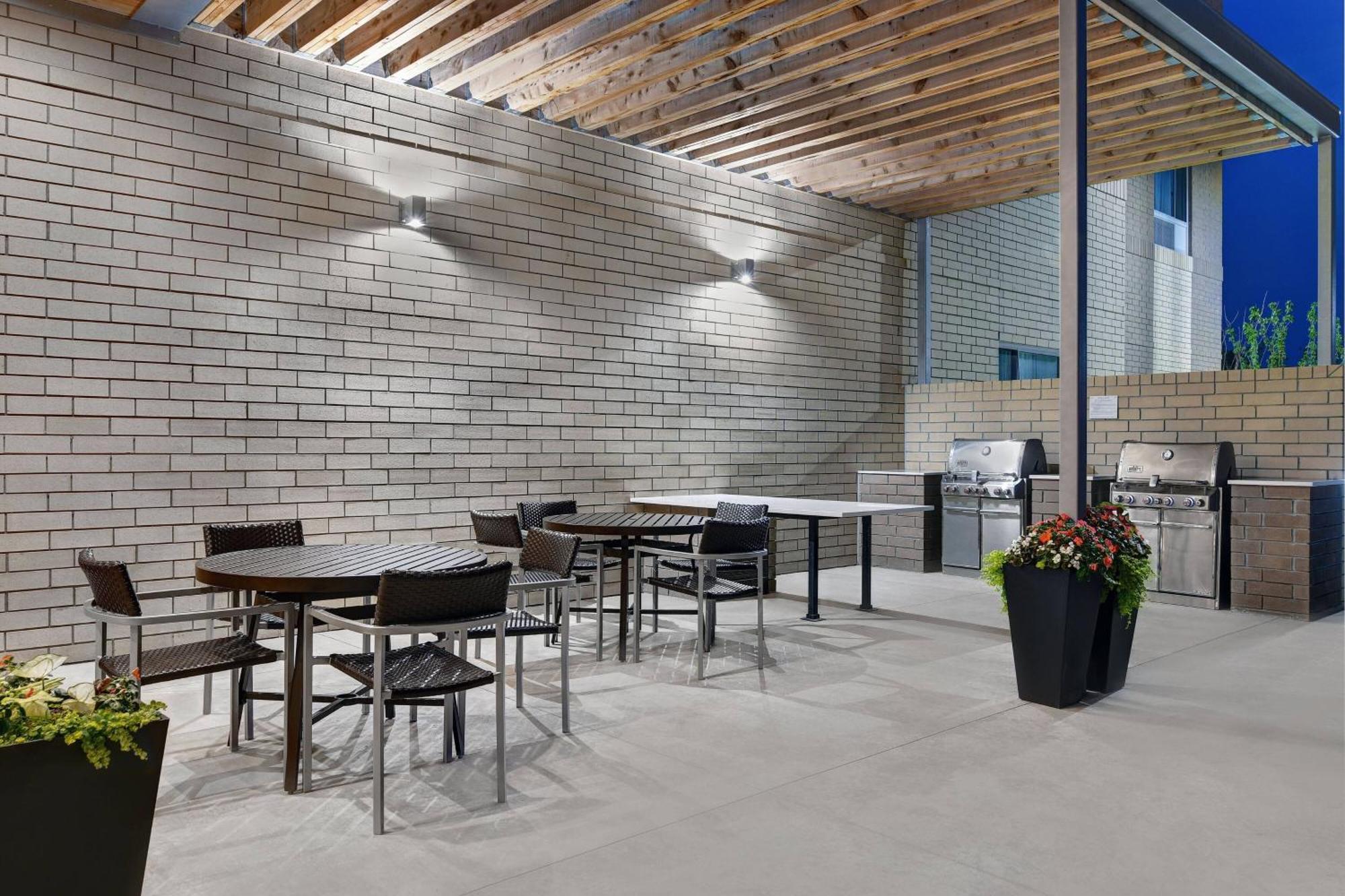 Towneplace Suites By Marriott Columbus Dublin Exterior photo
